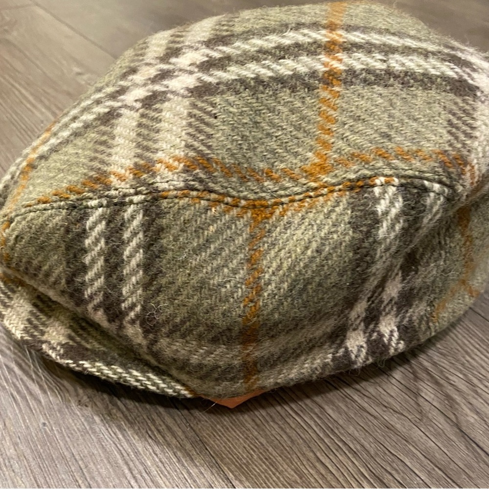 Vintage Burberry London Herringbone Wool Newsboy Cap - Picture 3 of 9
